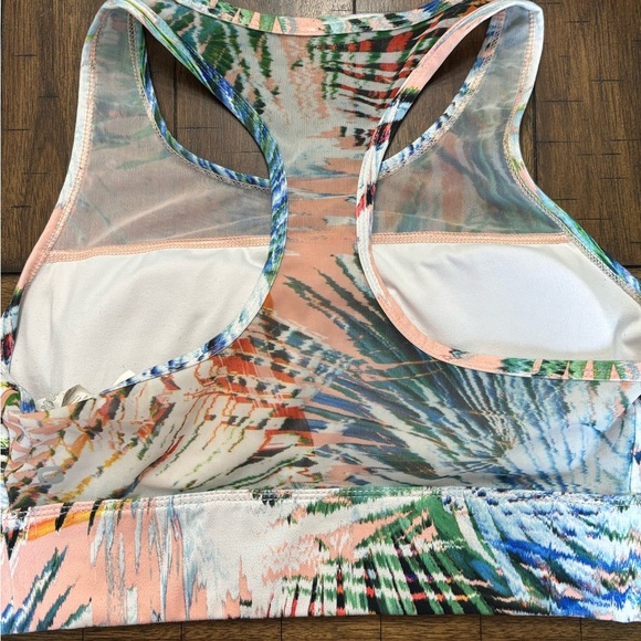 Fabletics Multicolor Abstract Tank Top - Picture 2 of 3